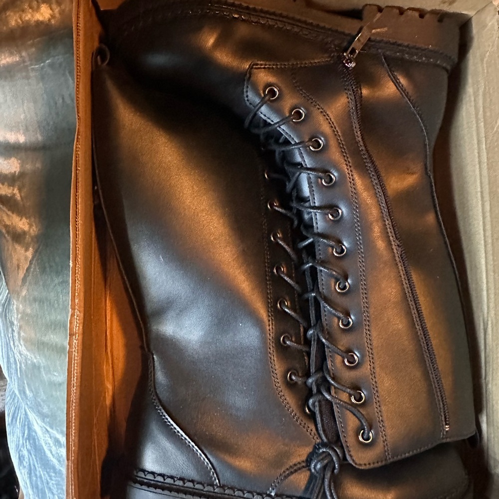 Black Lace-Up Leather Boots